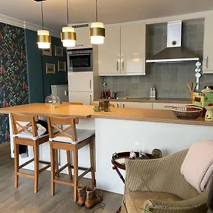  Apartment La Corneille En